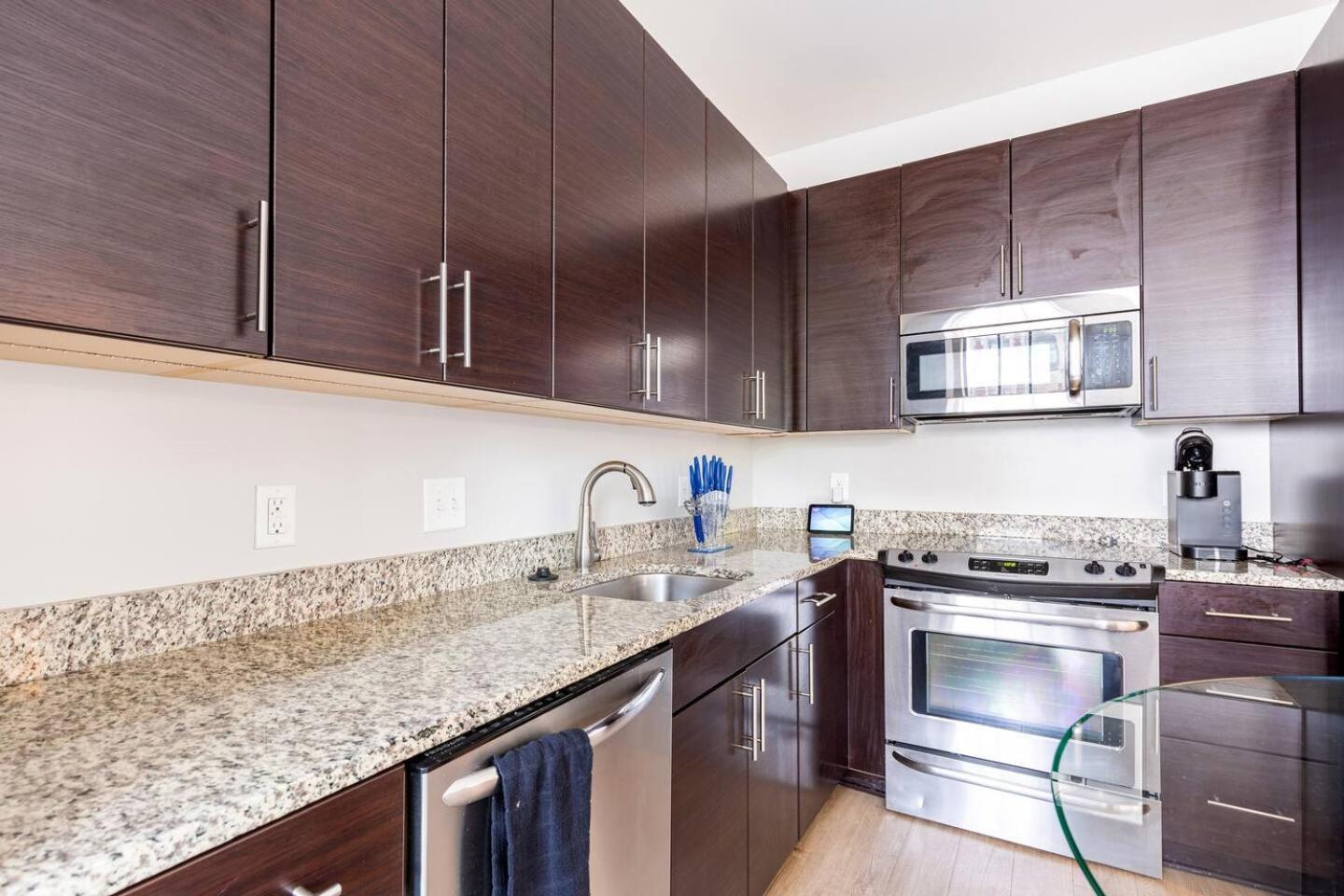 Luxury Inner Harbor Apartment Baltimore Dış mekan fotoğraf